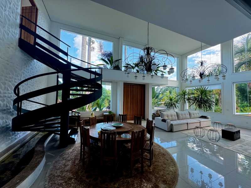 Casa de Condomínio à venda com 7 quartos, 2100m² - Foto 9