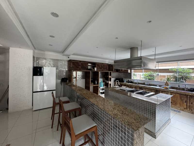 Casa de Condomínio à venda com 7 quartos, 2100m² - Foto 21