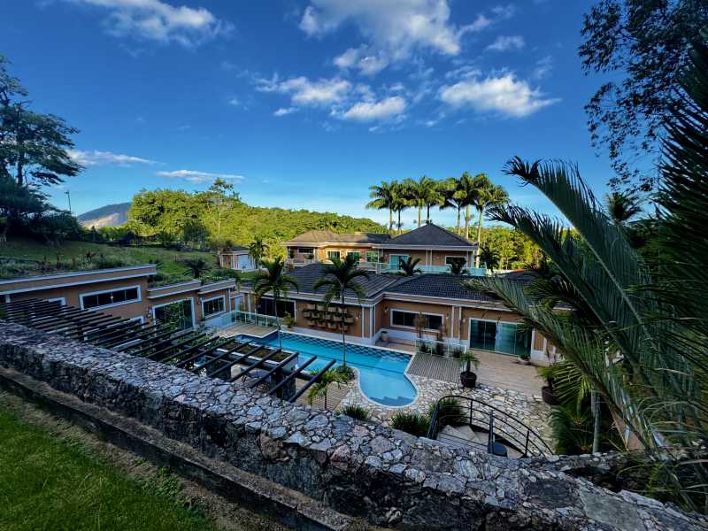 Casa de Condomínio à venda com 7 quartos, 2100m² - Foto 1