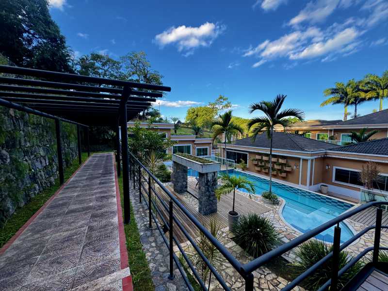 Casa de Condomínio à venda com 7 quartos, 2100m² - Foto 3