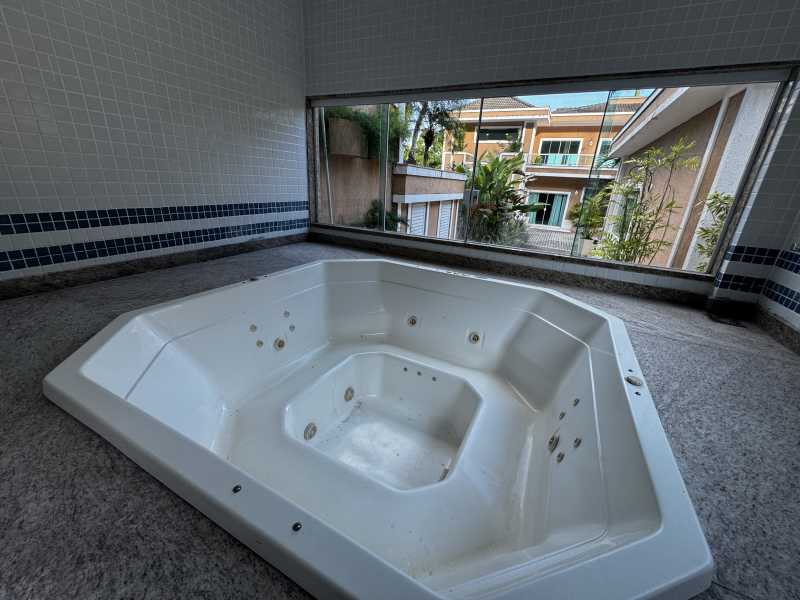 Casa de Condomínio à venda com 7 quartos, 2100m² - Foto 16