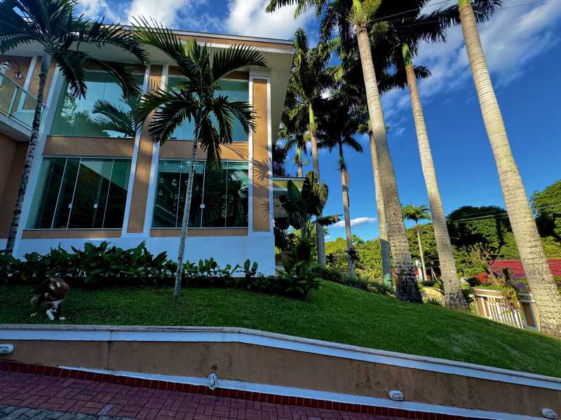 Casa de Condomínio à venda com 7 quartos, 2100m² - Foto 6