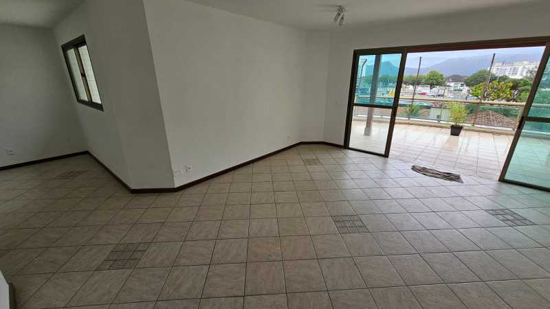 Cobertura para alugar com 3 quartos, 183m² - Foto 6
