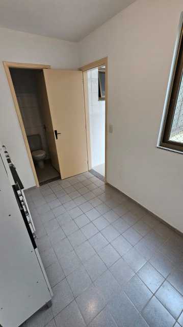 Cobertura para alugar com 3 quartos, 183m² - Foto 13
