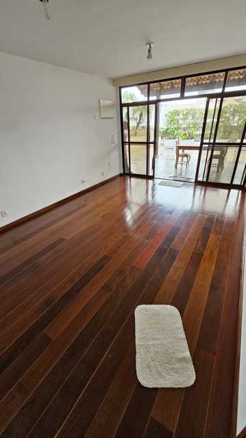 Cobertura à venda e aluguel com 3 quartos, 230m² - Foto 7