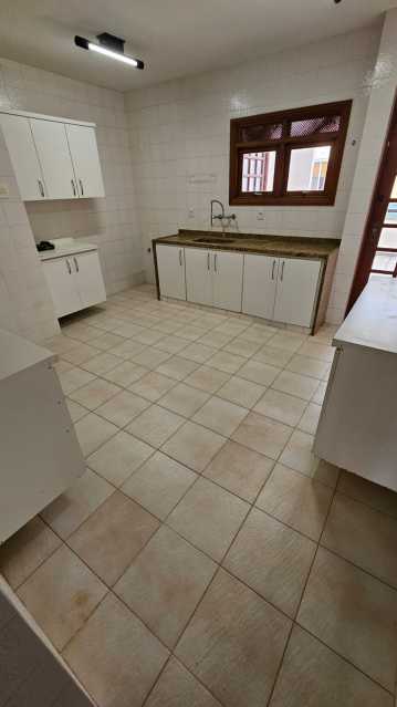 Cobertura à venda e aluguel com 3 quartos, 230m² - Foto 9