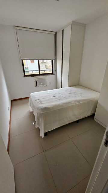 Cobertura à venda e aluguel com 3 quartos, 230m² - Foto 17