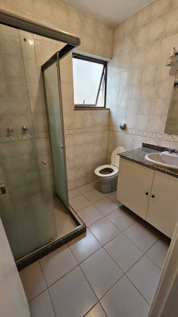 Cobertura à venda e aluguel com 3 quartos, 230m² - Foto 29