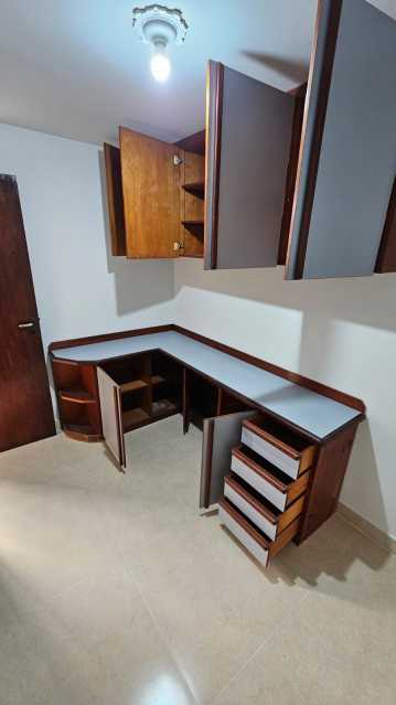 Apartamento à venda com 2 quartos, 96m² - Foto 13