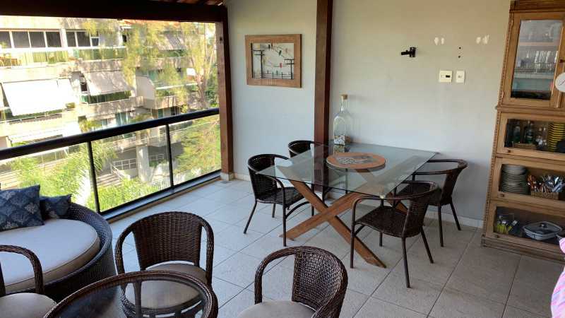 Cobertura, 3 quartos, 198 m² - Foto 2