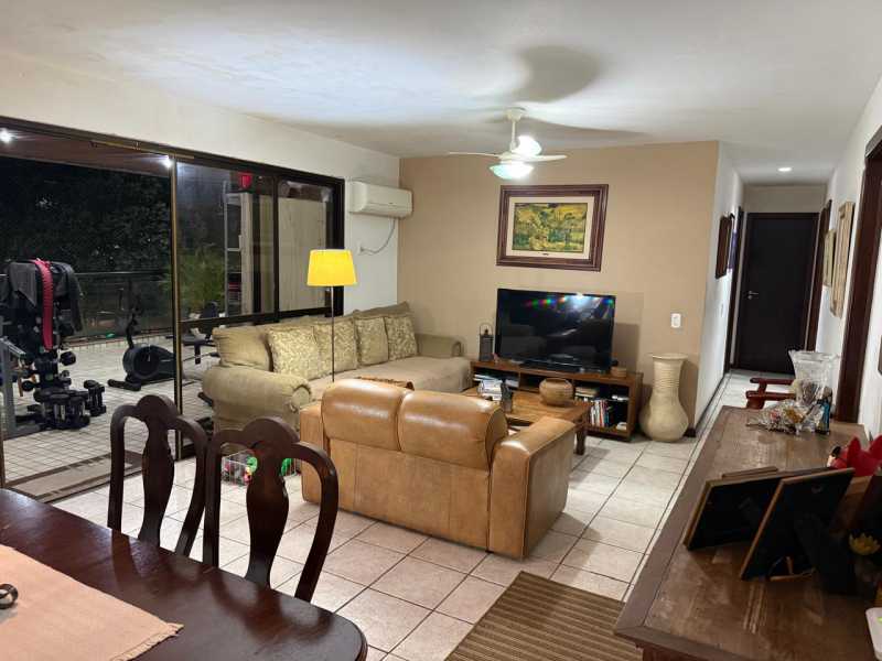 Apartamento, 3 quartos, 156 m² - Foto 1
