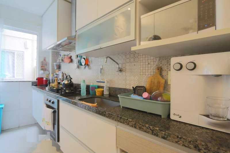 Apartamento à venda com 3 quartos, 61m² - Foto 26