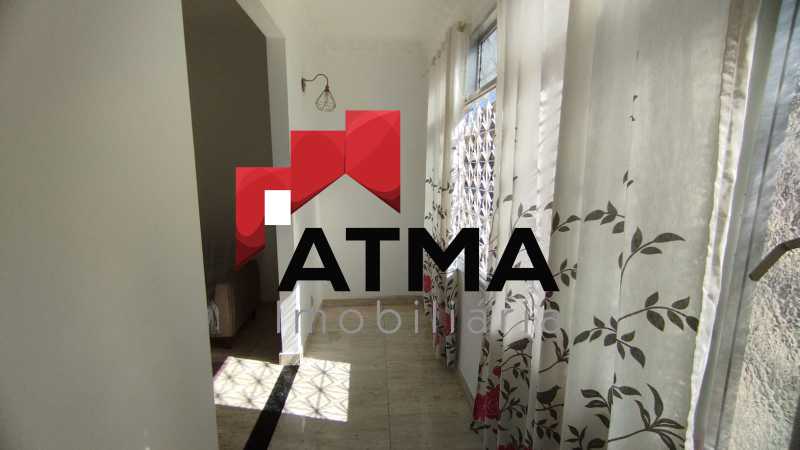 Apartamento à venda com 3 quartos, 206m² - Foto 2