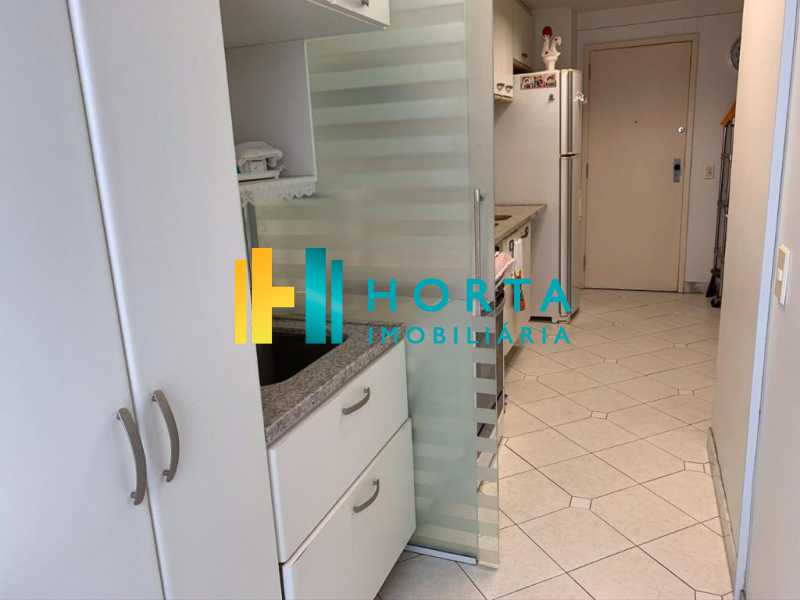 Apartamento à venda com 3 quartos, 121m² - Foto 14