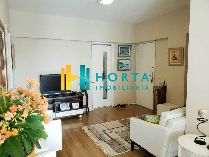 Apartamento à venda com 2 quartos, 74m² - Foto 3