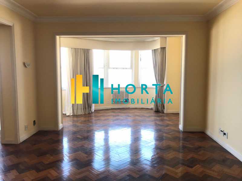 Apartamento à venda com 4 quartos, 240m² - Foto 3