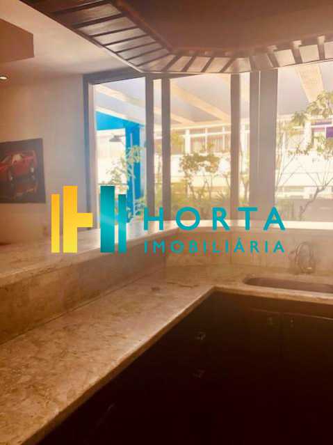 Cobertura à venda com 2 quartos, 180m² - Foto 13