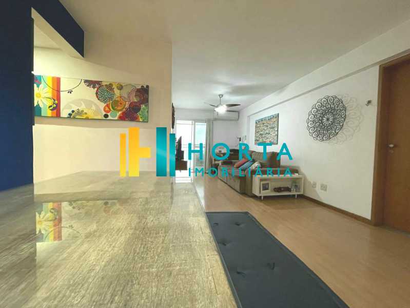 Apartamento à venda com 3 quartos, 102m² - Foto 1