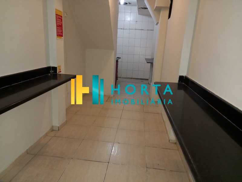 Casa Comercial à venda com 9 quartos, 203m² - Foto 15