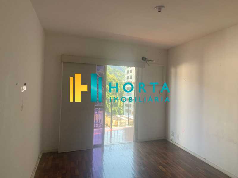 Apartamento à venda com 2 quartos, 95m² - Foto 2