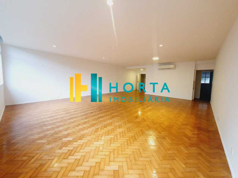 Apartamento à venda com 4 quartos, 265m² - Foto 2