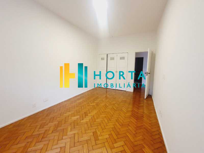 Apartamento à venda com 4 quartos, 265m² - Foto 13