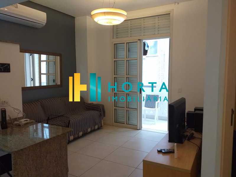 Apartamento à venda com 1 quarto, 42m² - Foto 2