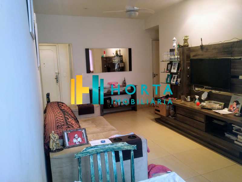 Apartamento à venda com 2 quartos, 70m² - Foto 4