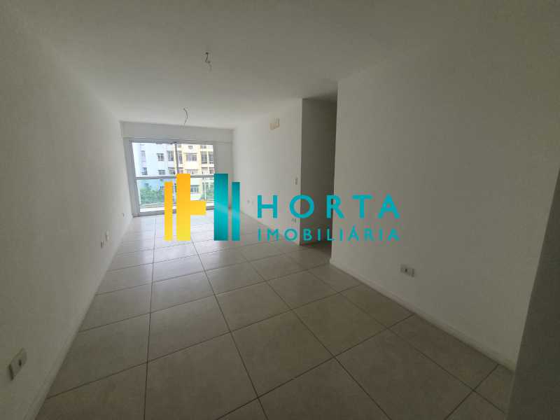 Apartamento à venda com 3 quartos, 98m² - Foto 4