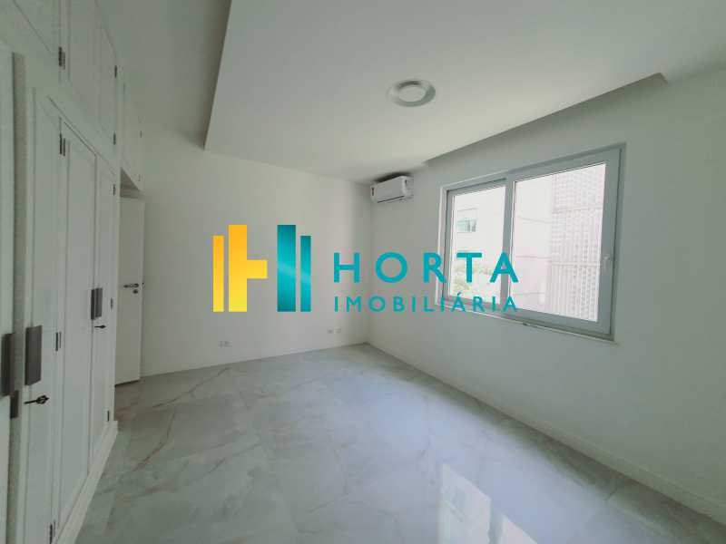 Apartamento à venda com 4 quartos, 210m² - Foto 14