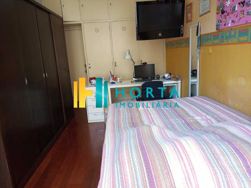 Apartamento à venda com 3 quartos, 145m² - Foto 9
