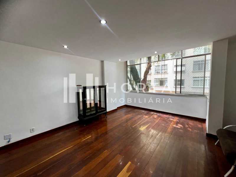 Apartamento para alugar com 3 quartos, 142m² - Foto 1