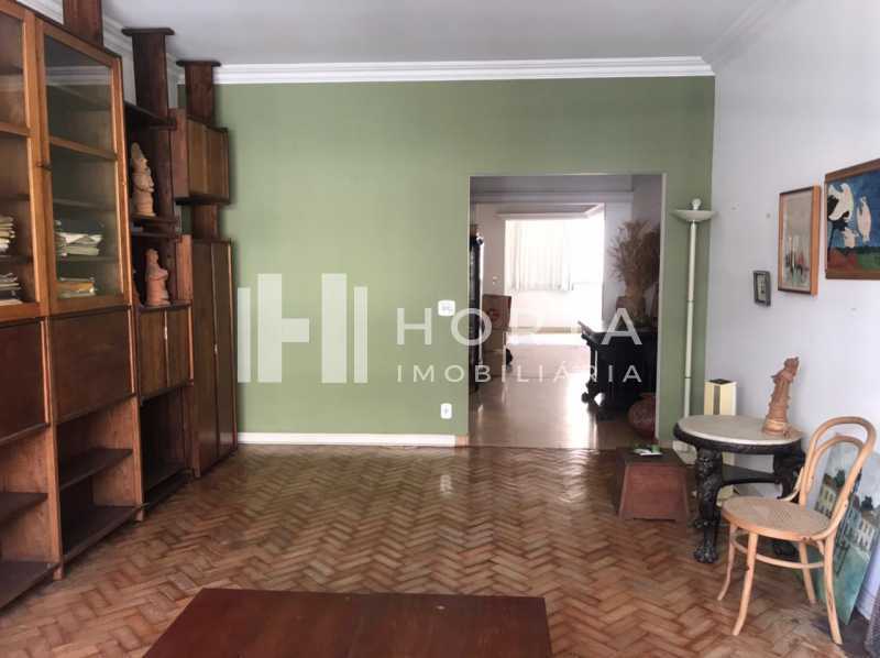 Apartamento à venda com 3 quartos, 208m² - Foto 5