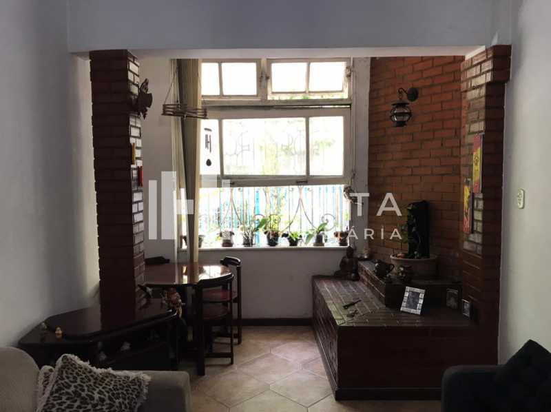 Apartamento à venda com 2 quartos, 70m² - Foto 2