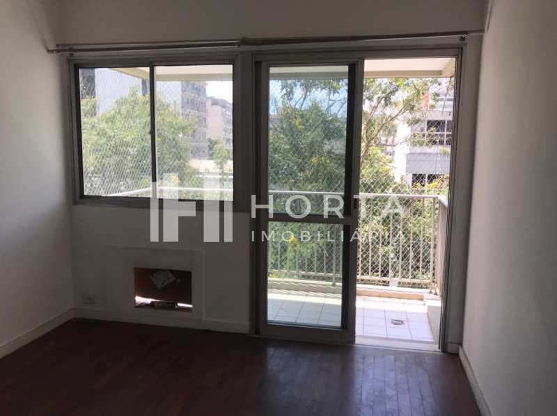 Apartamento à venda com 2 quartos, 82m² - Foto 9