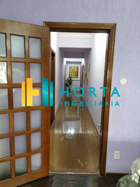 Apartamento à venda com 4 quartos, 243m² - Foto 4