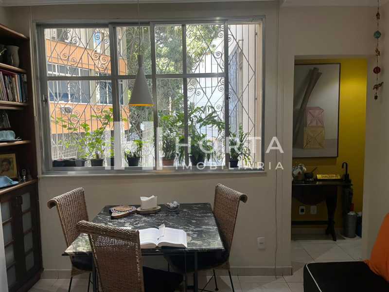 Apartamento à venda com 2 quartos, 71m² - Foto 7