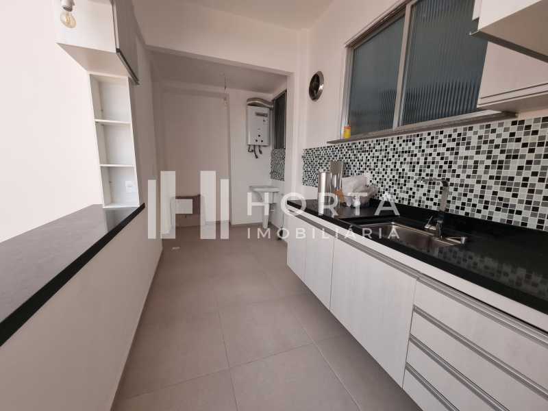 Apartamento à venda com 3 quartos, 95m² - Foto 4