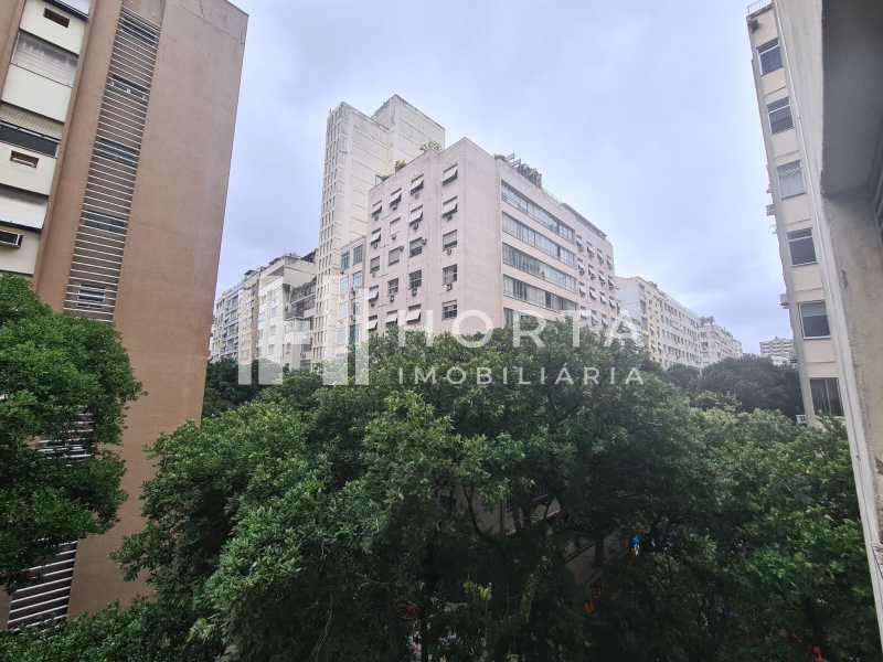 Apartamento à venda com 3 quartos, 215m² - Foto 8