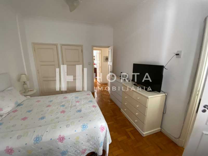 Apartamento à venda com 4 quartos, 243m² - Foto 11