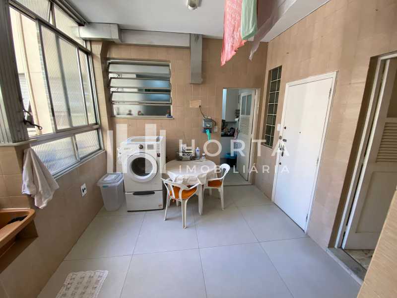 Apartamento à venda com 4 quartos, 243m² - Foto 18