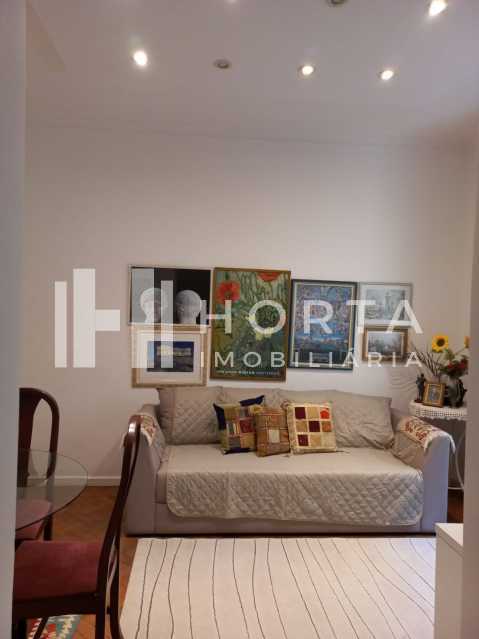 Apartamento à venda com 1 quarto, 50m² - Foto 3