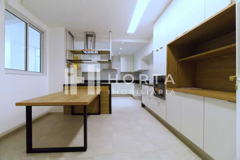 Apartamento à venda com 4 quartos, 320m² - Foto 8