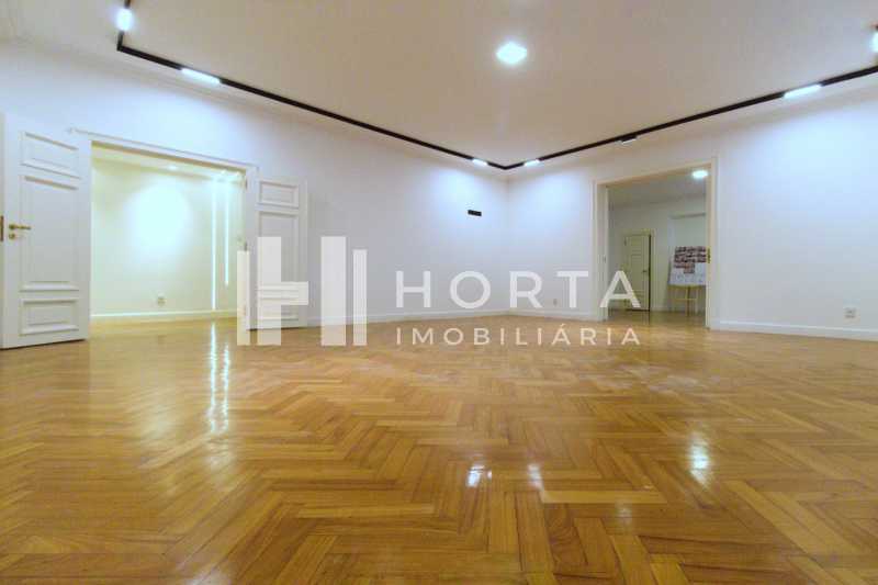 Apartamento à venda com 4 quartos, 320m² - Foto 1