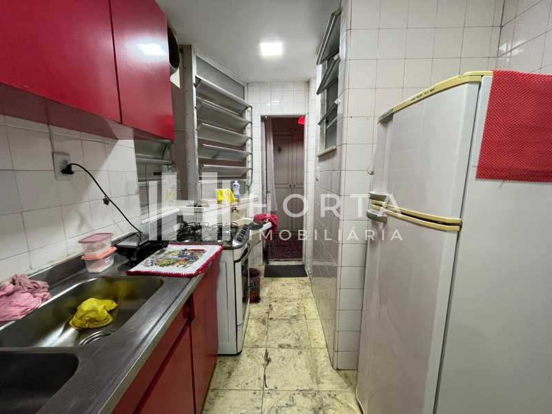 Apartamento à venda com 2 quartos, 70m² - Foto 18