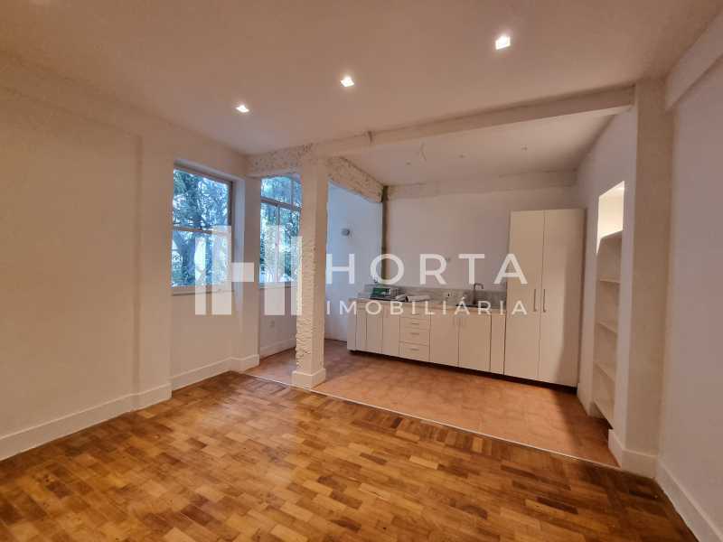 Apartamento à venda com 2 quartos, 75m² - Foto 1