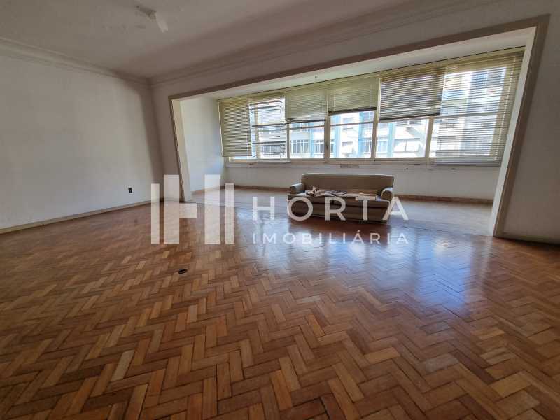 Apartamento à venda com 4 quartos, 278m² - Foto 2