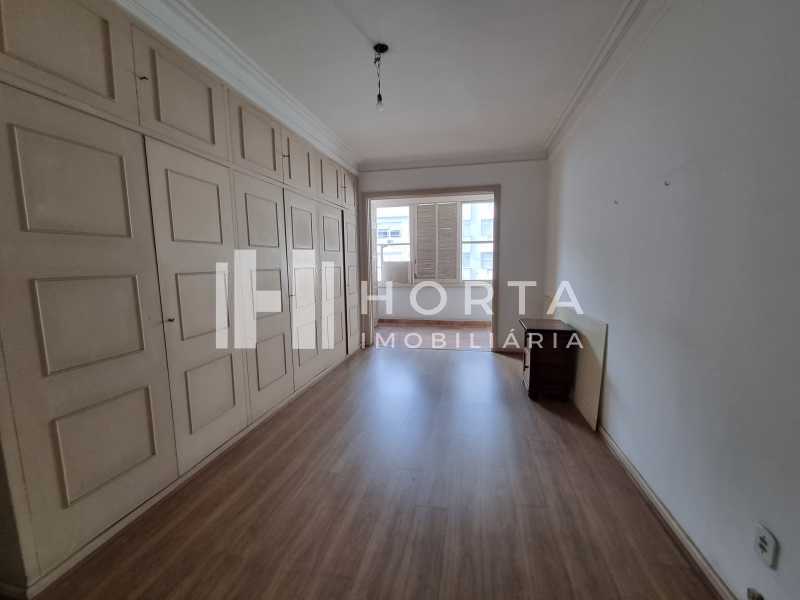 Apartamento à venda com 4 quartos, 278m² - Foto 4