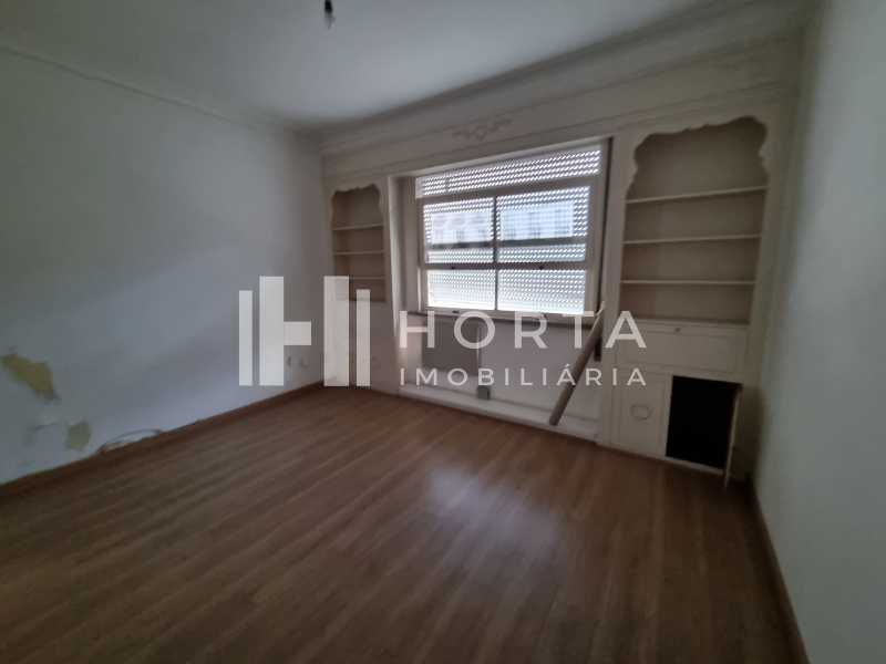 Apartamento à venda com 4 quartos, 278m² - Foto 17