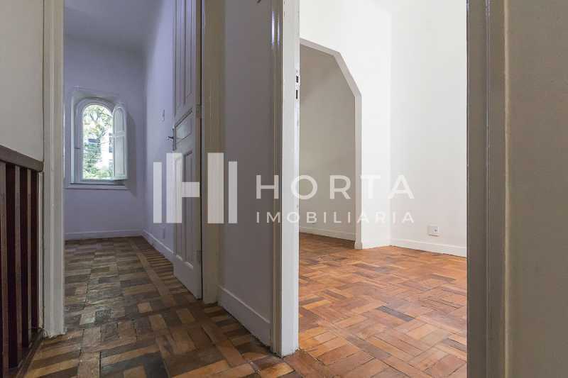 Apartamento à venda com 3 quartos, 145m² - Foto 2